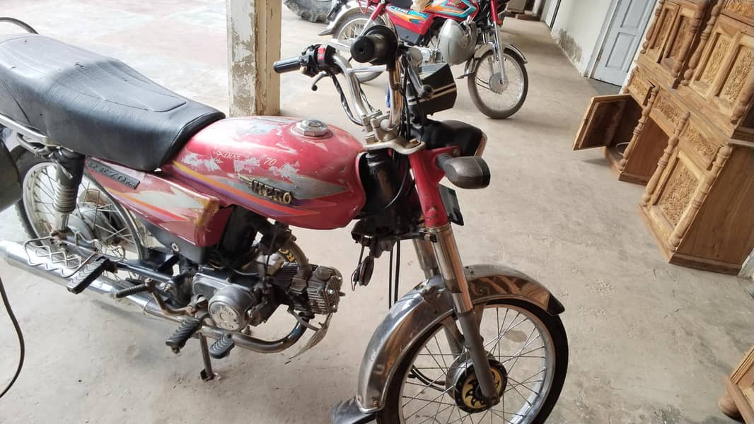 hero 2010 model 4