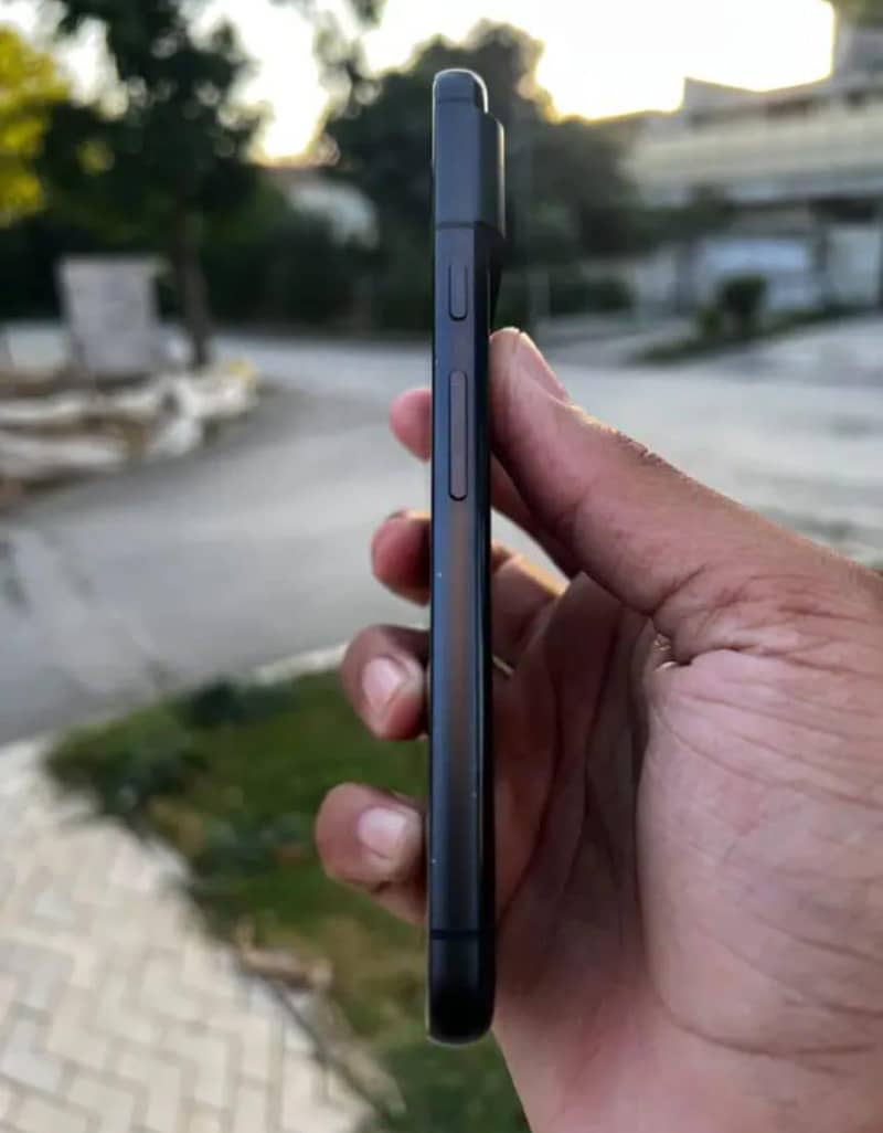 Google Pixel 8 1