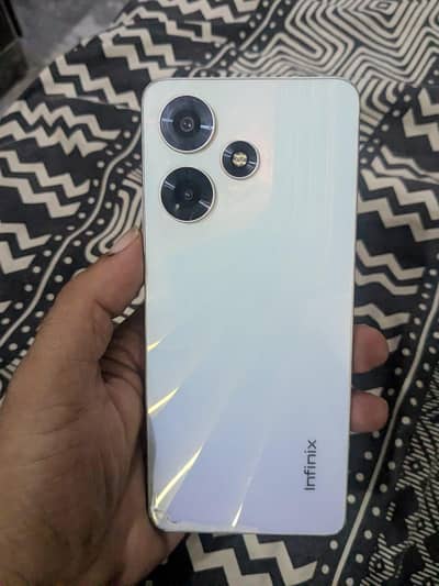 Infinix Hot 30
