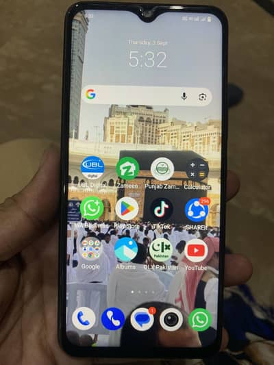 Vivo V21 8 128 back brake hai panal change hai