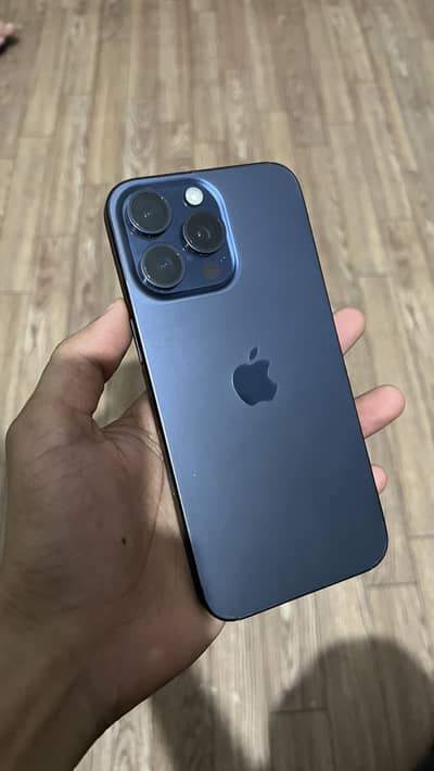 Apple iPhone 15 Pro Max