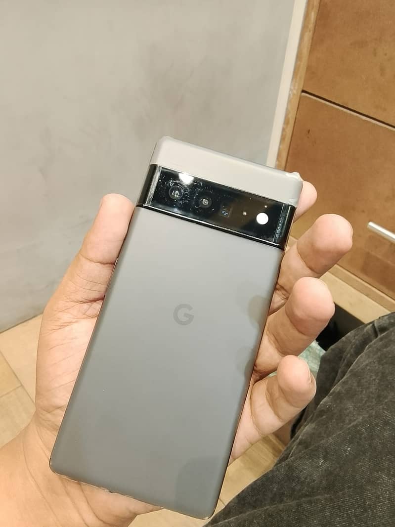 Google Pixel 6 Pro 2