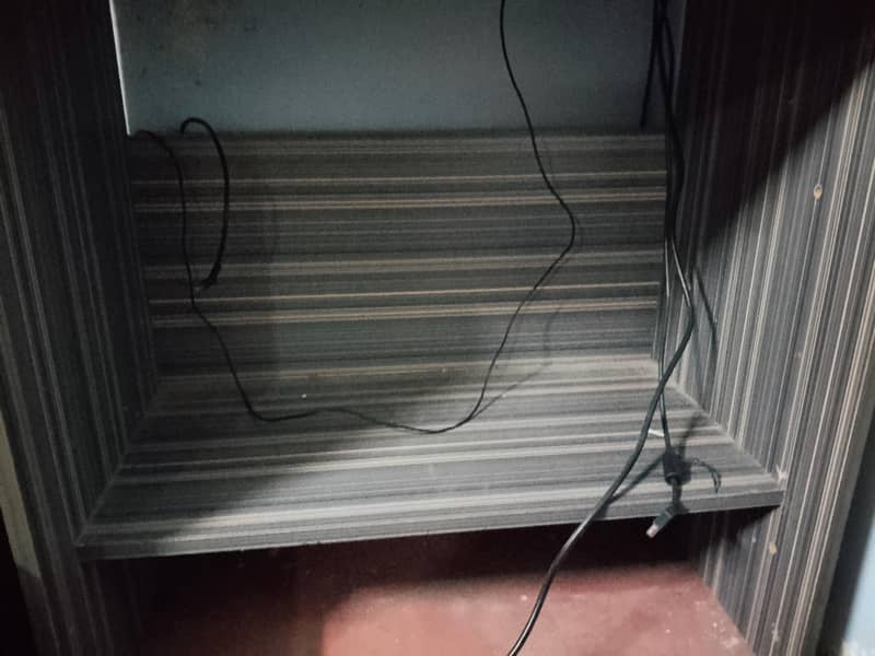 computer table 3