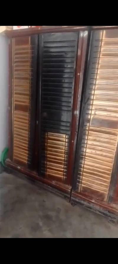3 Door Almari for Sale - Rs. 6500 - Budget