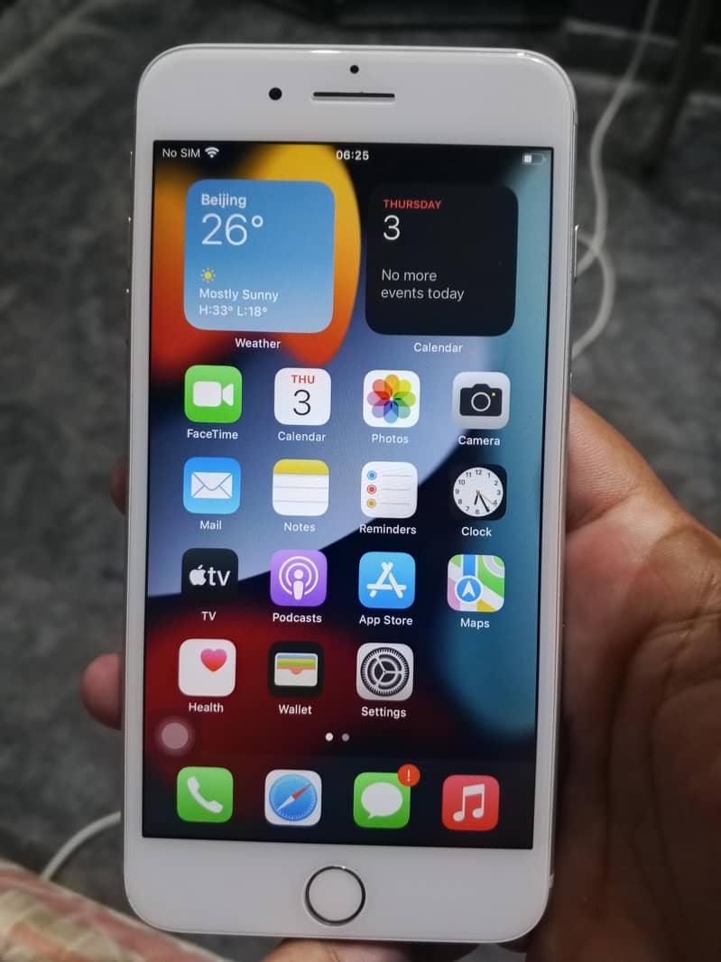 Apple iPhone 7 Plus 1