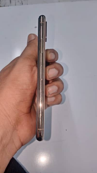 Apple iPhone XS