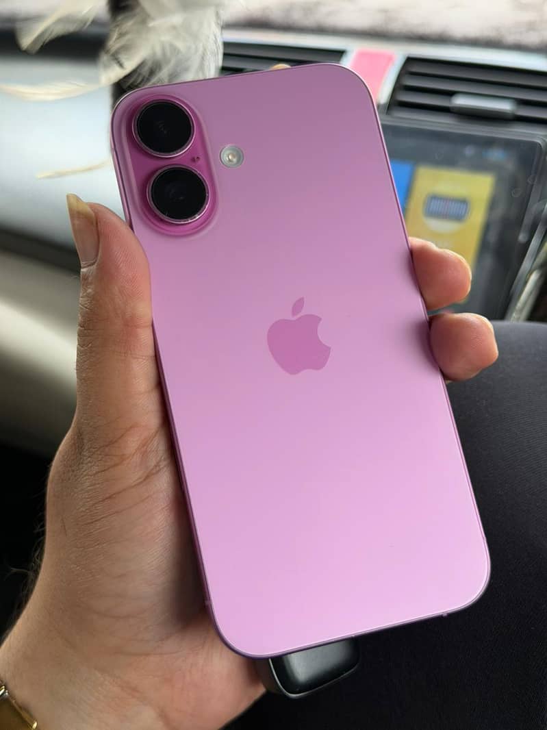 Apple iPhone 16 0