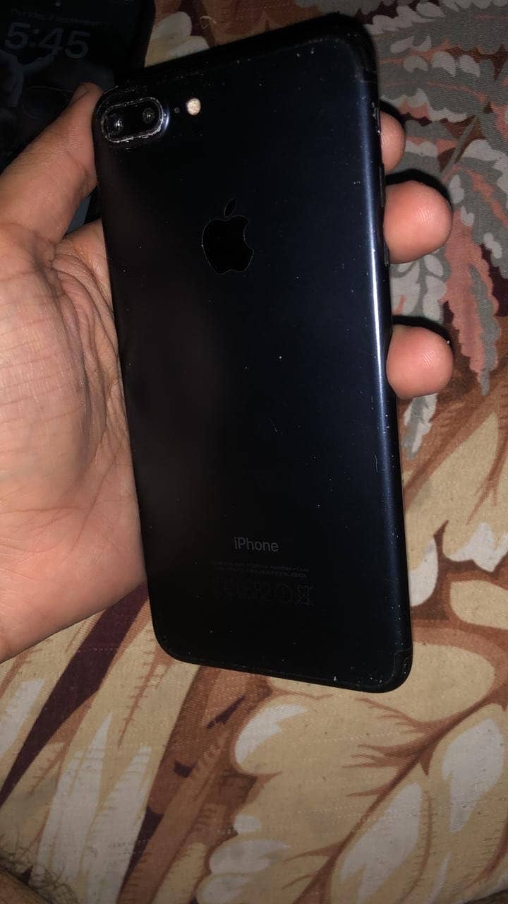 Apple iPhone 7 Plus black 2