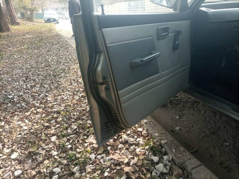 Suzuki mehran 10