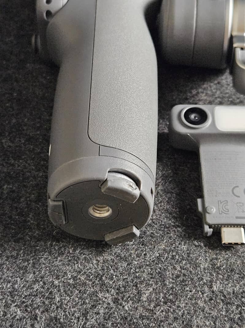 DJI Osmo Mobile 8P gimbal 3