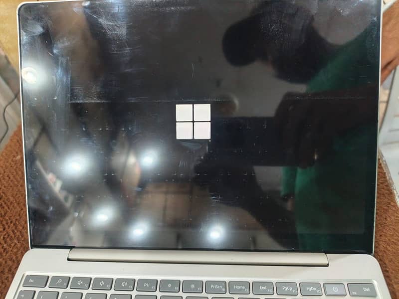 Surface go  10 generation 1