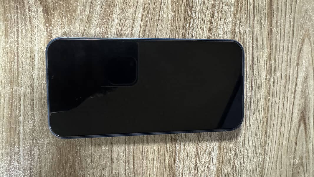 Apple iPhone 13 6