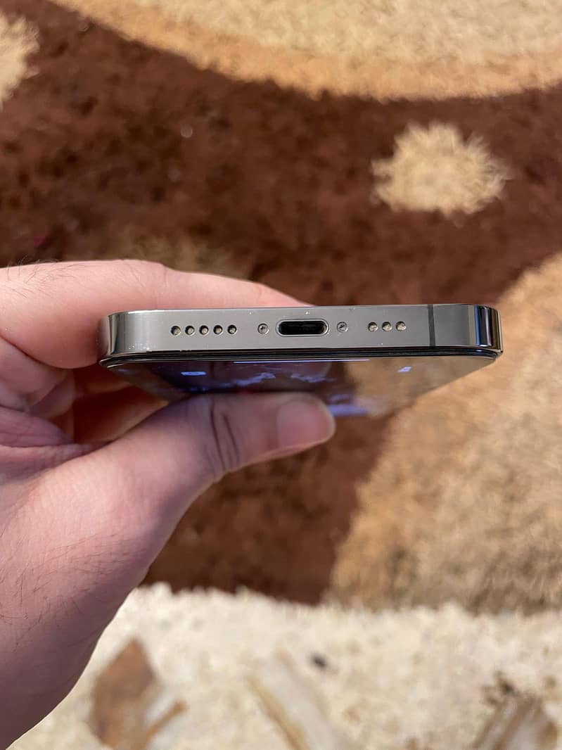 Apple iPhone 13 Pro 6