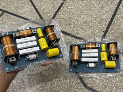 Network For 15” SP 4 and Monster RCA Gold plated Cables. Read Add