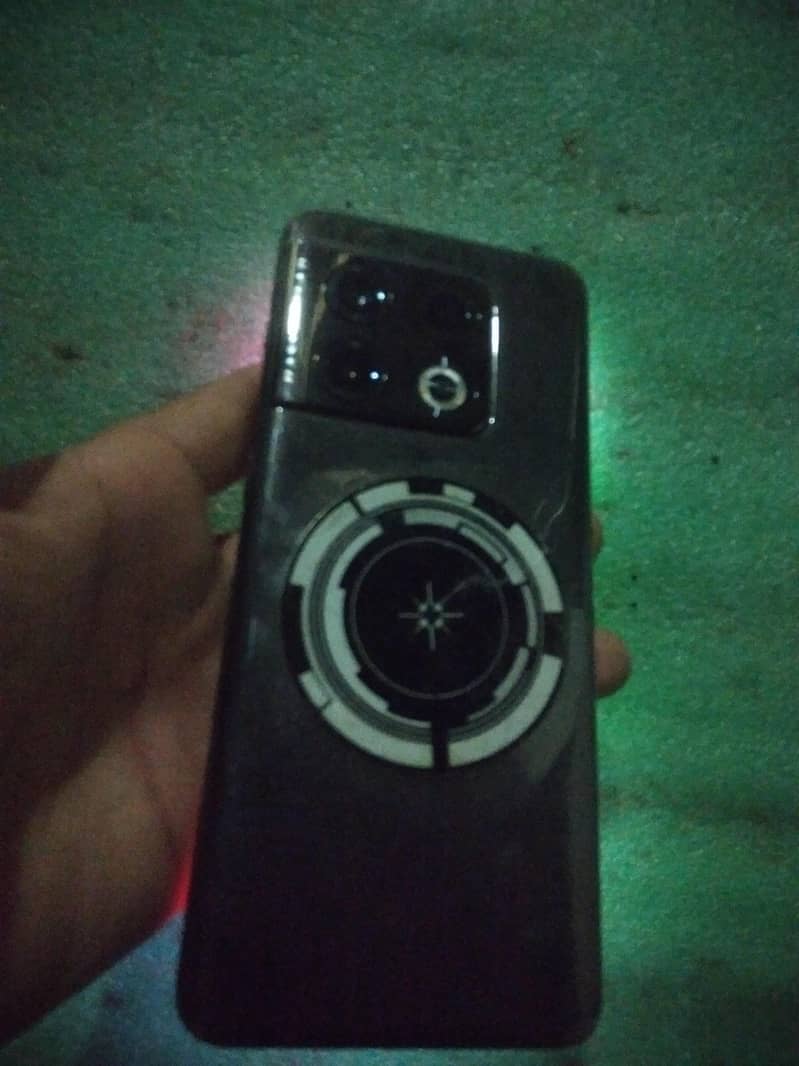 OnePlus 10 pro 2