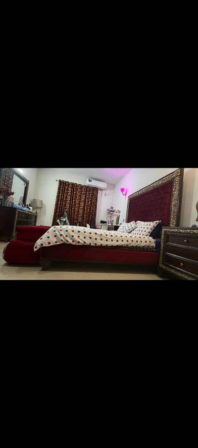 Traditional Wooden bed set 03339995409