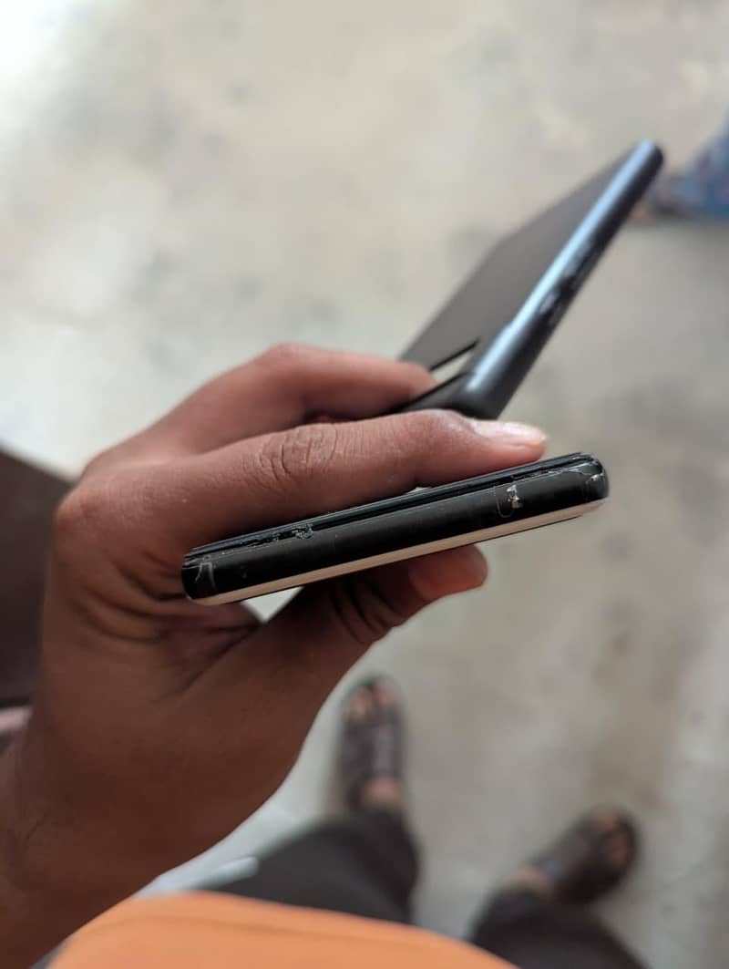 Google Pixel 6a 4