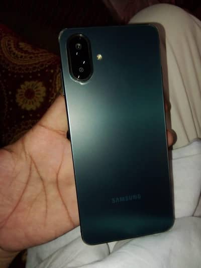 Samsung Mobile A07 5G 4 64 box cabl. condition 10.10