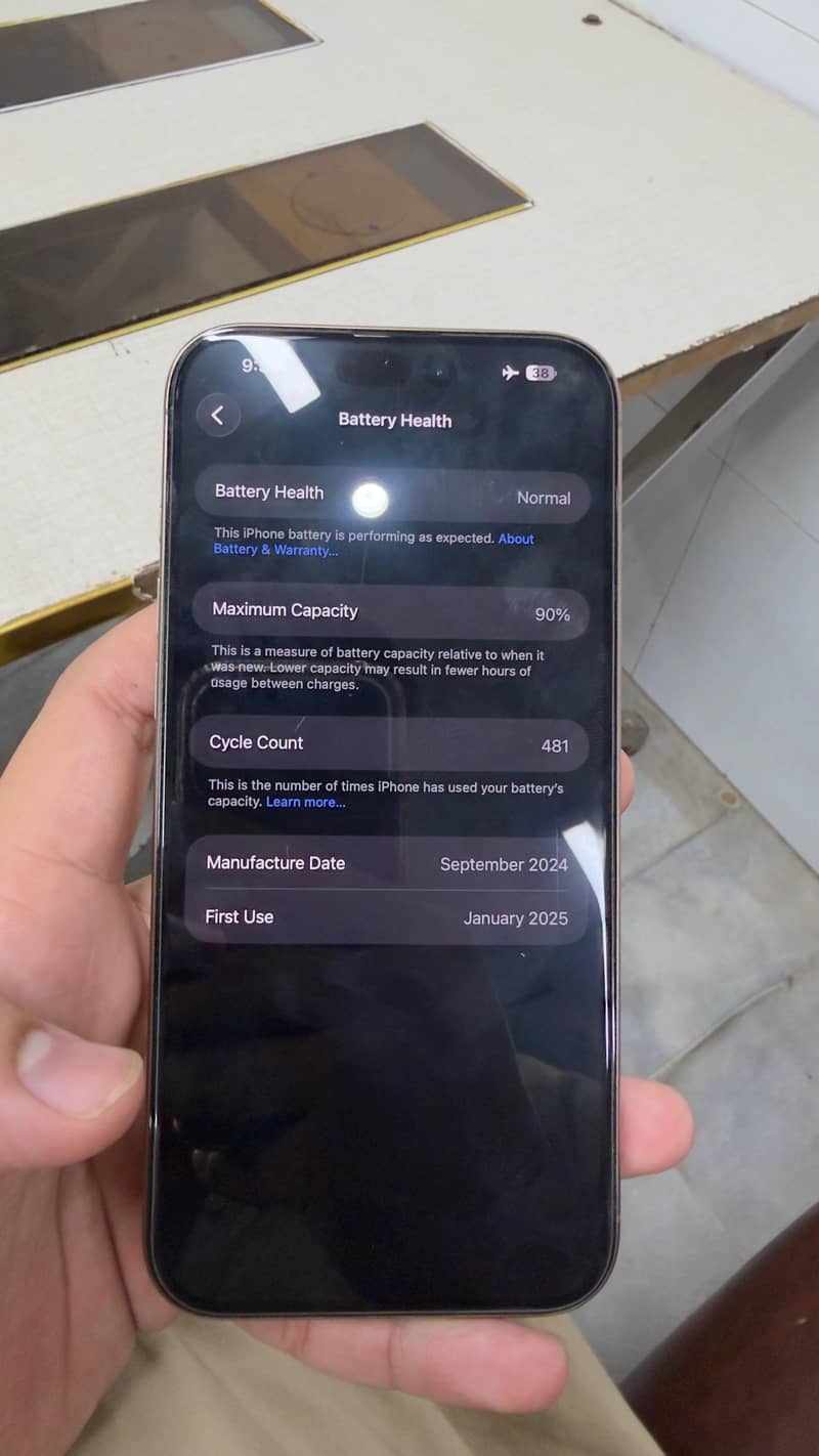 Apple iPhone 16 Pro Max 6