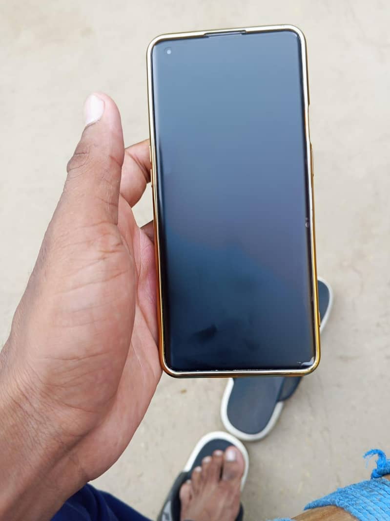 One Plus 9 Pro 0