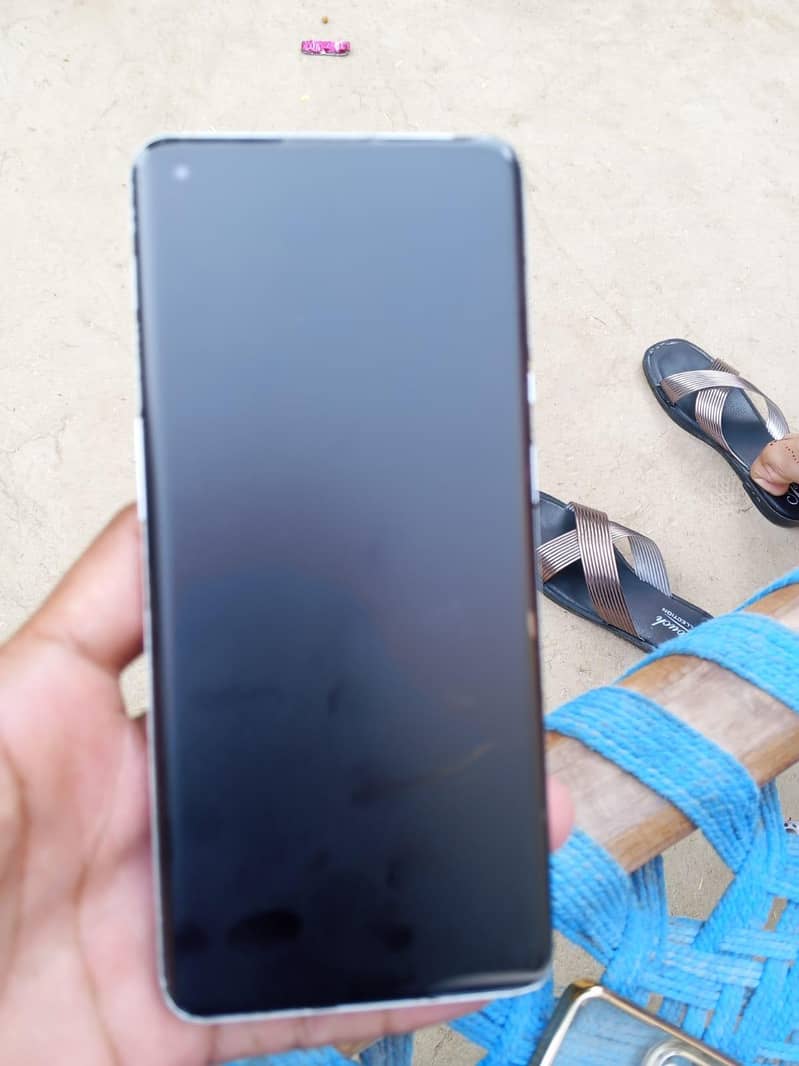 One Plus 9 Pro 5