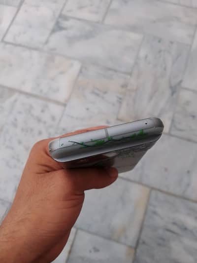 Google Pixel 8