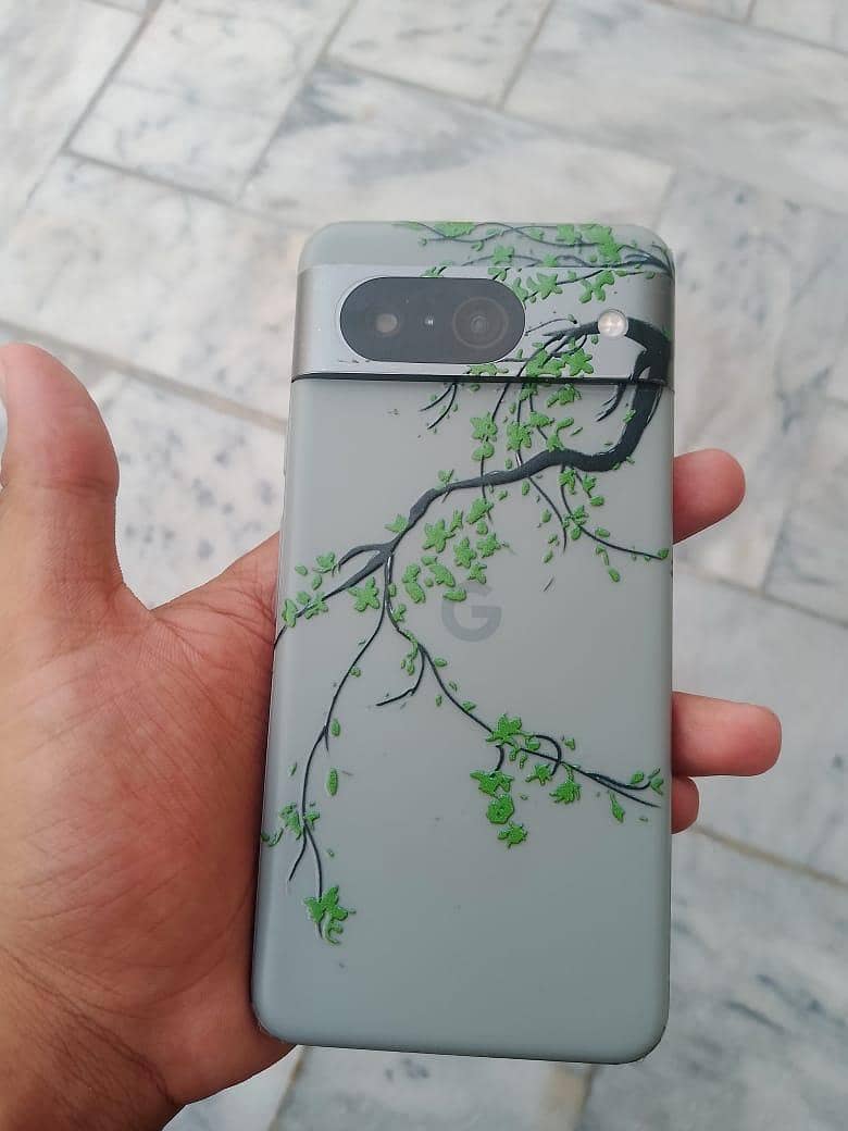 Google Pixel 8 1