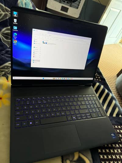 Dell Alienware 16X Aurora Core Ultra 9 RTX 5070 32GB RAM 1TB SSD