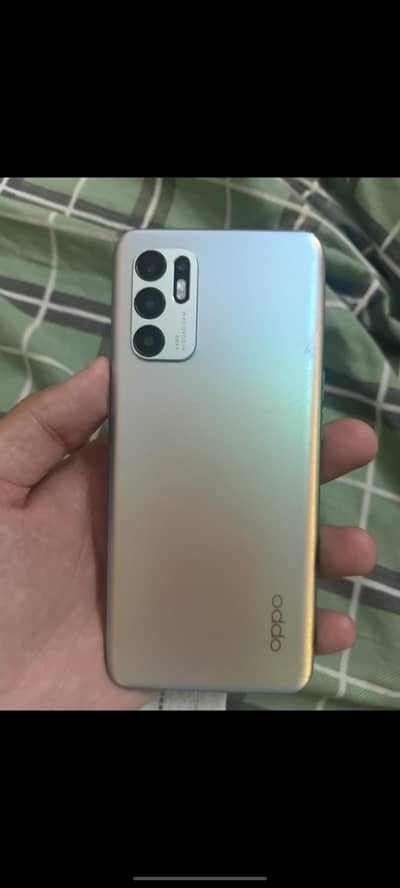 OPPO Reno6