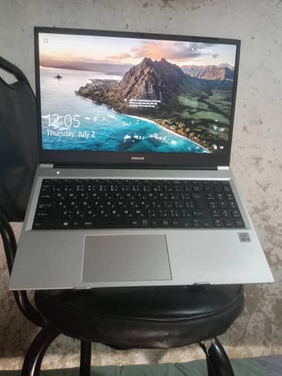 mouse : core i5 10th gen ( 8 GB ram ) 256 ssd