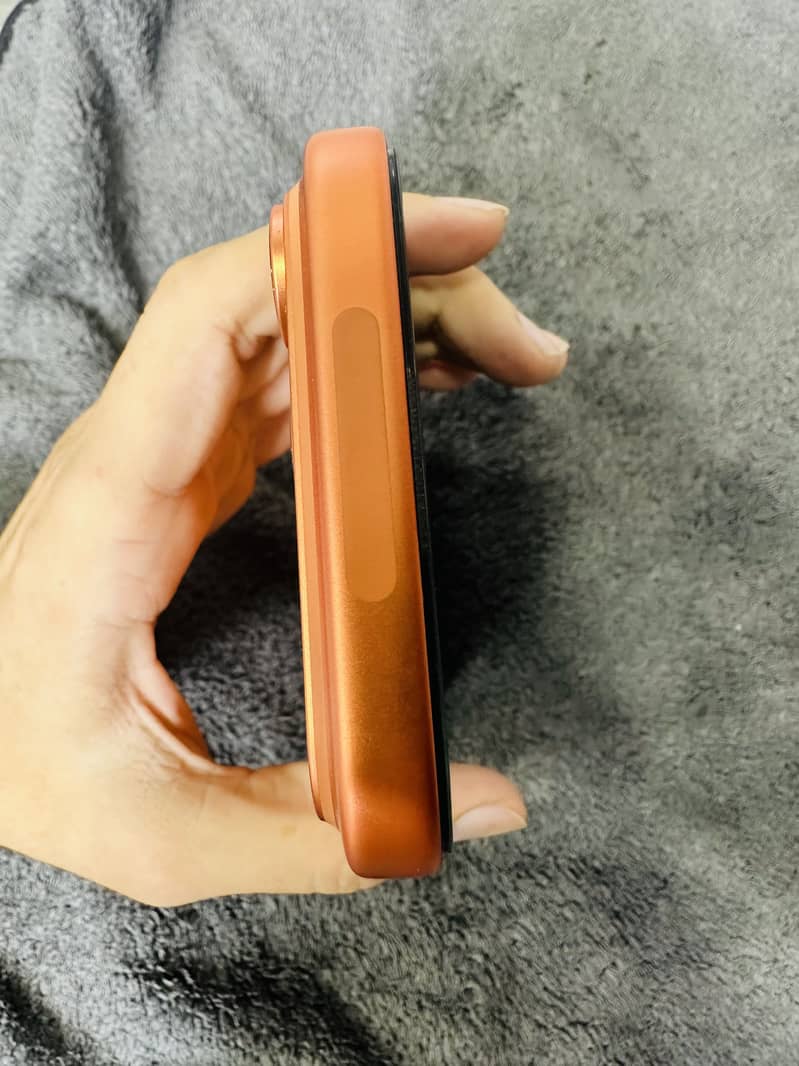 Apple iPhone 17 Pro Max 6