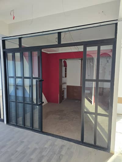 Sami furnished Road facing office for rent 2200sqft in shahar e Faisal