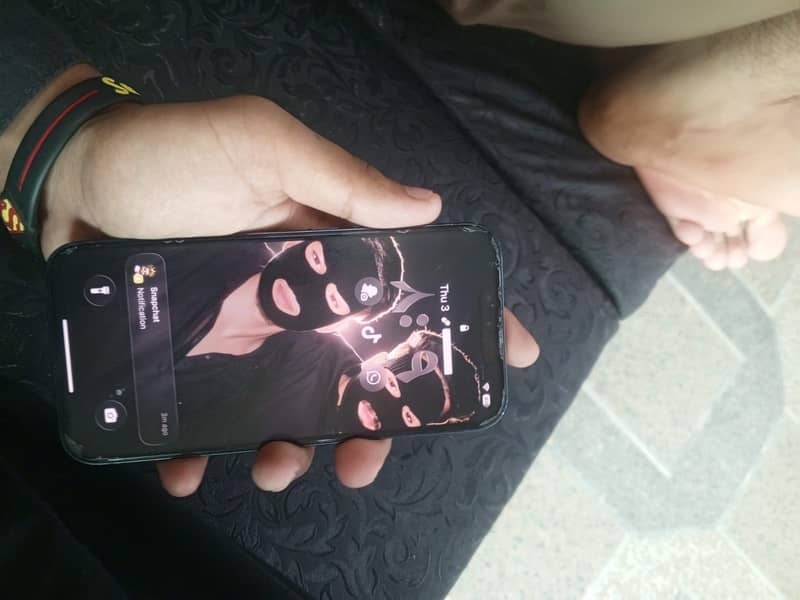 Apple iPhone 13 1