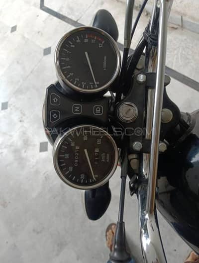 SUZUKI GS 150 - BLACK | EXCELLENT CONDITION