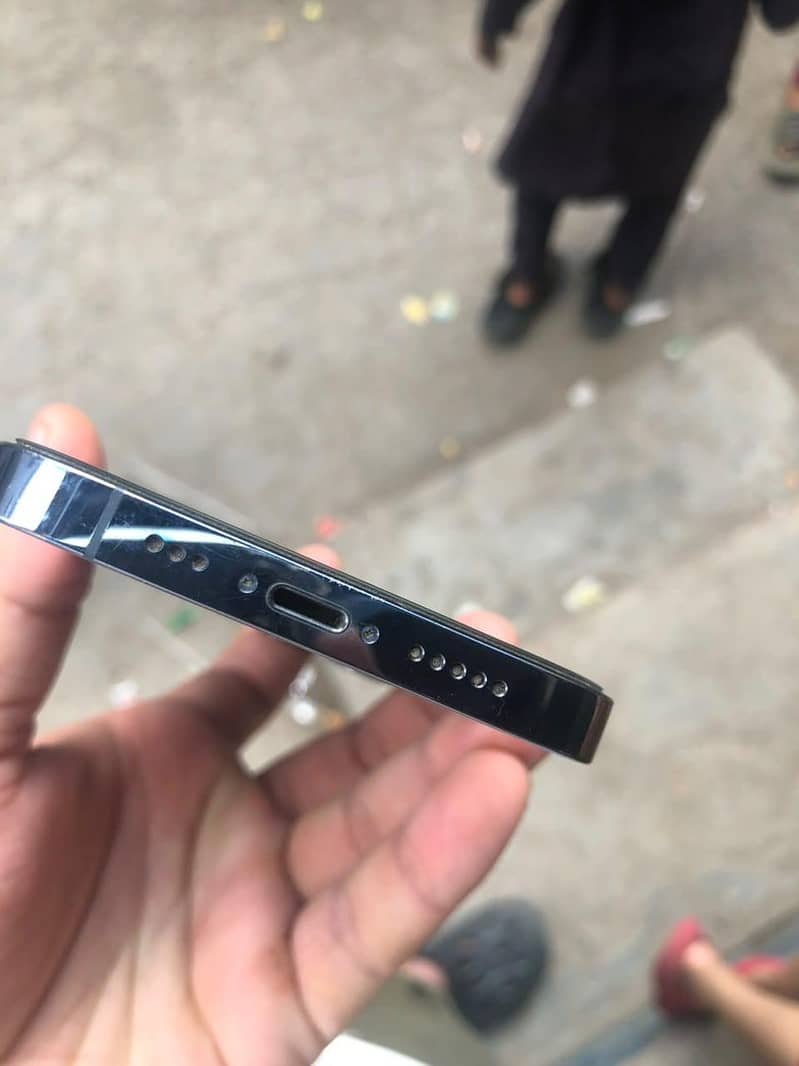 Apple iPhone 13 Pro 6