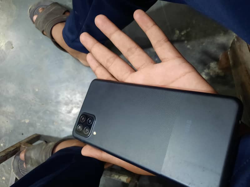 Samsung Mobile A12 5
