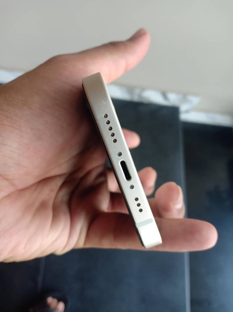 Apple iPhone 12 5