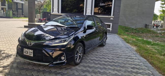 Toyota Corolla Grande 2021. . . Total Genuine (Black Interior)