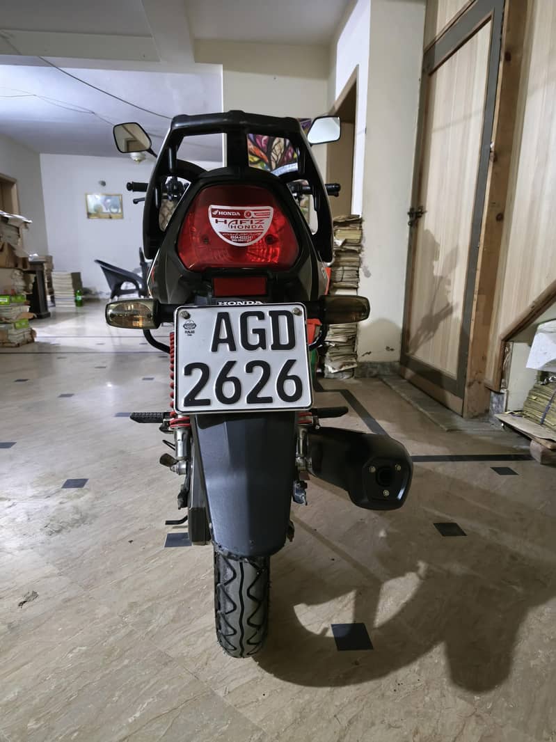 honda cb 150f 7