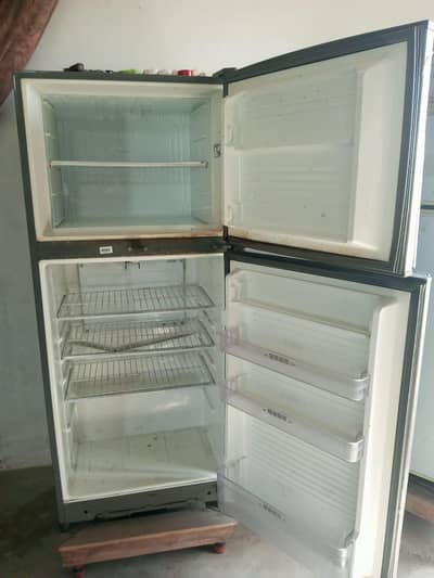 Dawlance frigde for sale