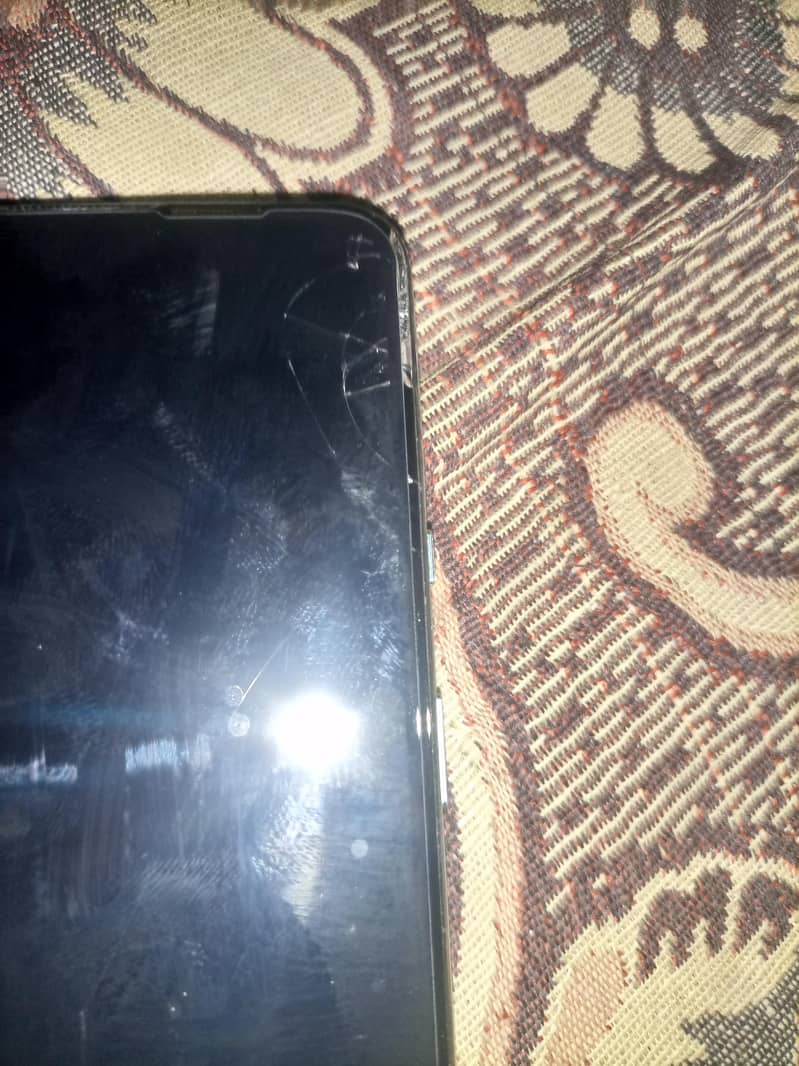One Plus 8T 5