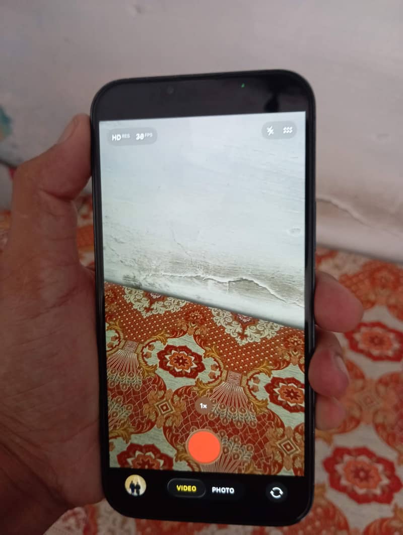 Apple iPhone 13 Pro Max 4