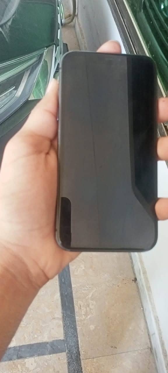 Apple iPhone 11 9