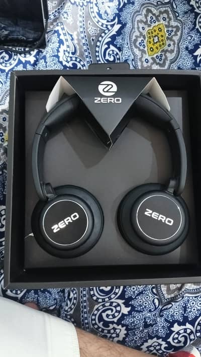 Zero Storm Headphones