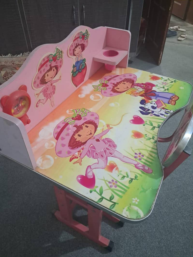 kids study table 1