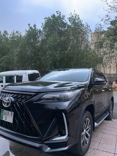 Toyota Fortuner 2.8 Sigma 4 Model 2018