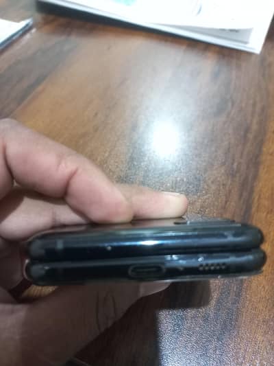 Samsung Mobile Z Flip