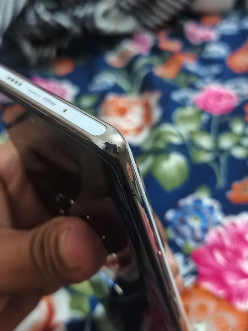 Infinix Zero 30 4