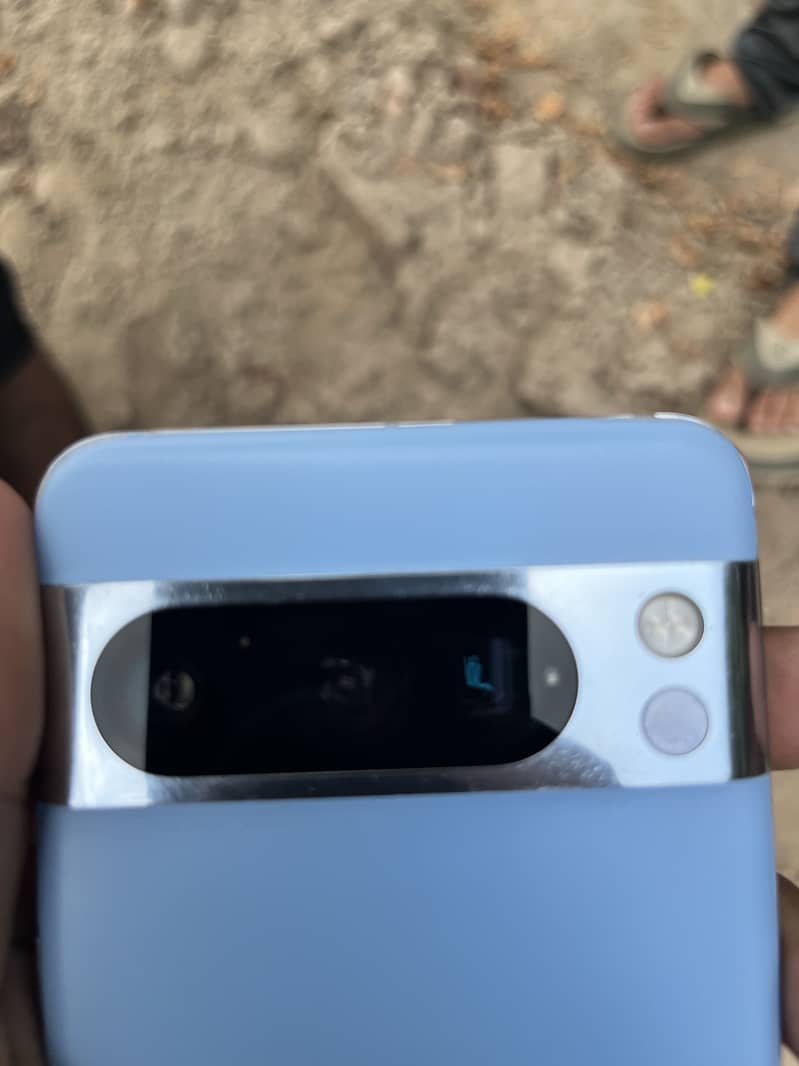 Google Pixel 8 Pro 2