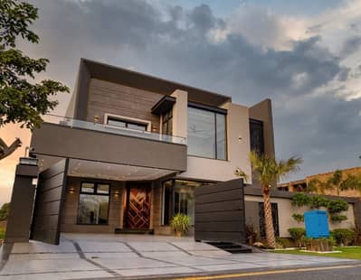 1 Kanal Elegant Designer Bungalow Phase 6